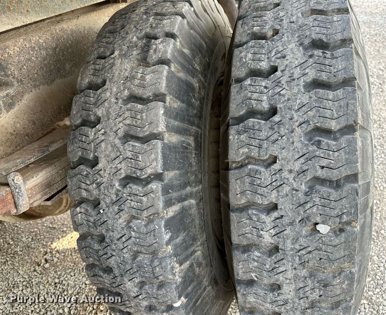 image for item OG9064 1977 GMC Sierra 6500  grain truck