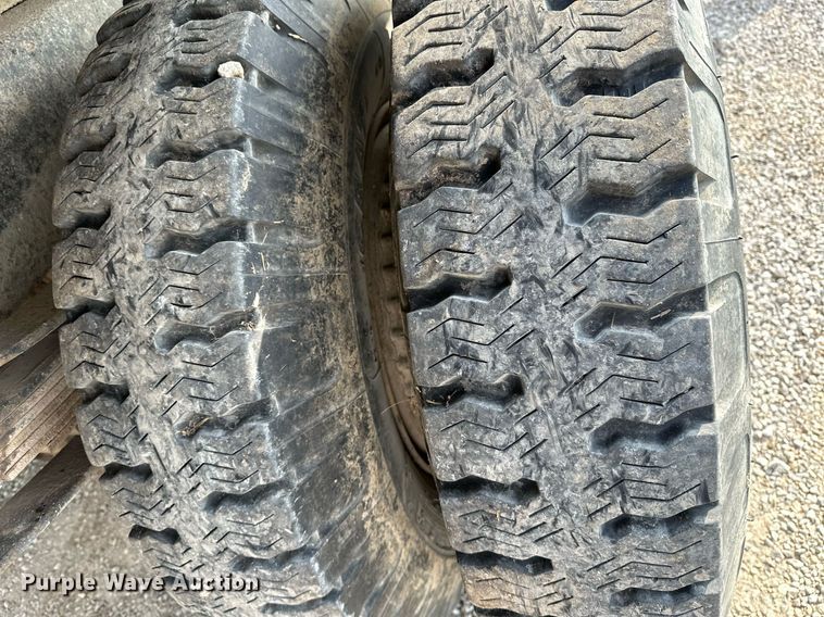 image for item OG9064 1977 GMC Sierra 6500  grain truck