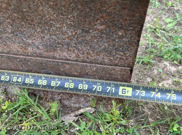 image for item OG9091 (2) pieces of ag equipment