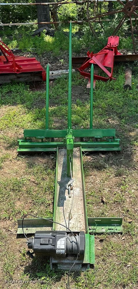 image for item OG9092 (3) pieces of ag equipment