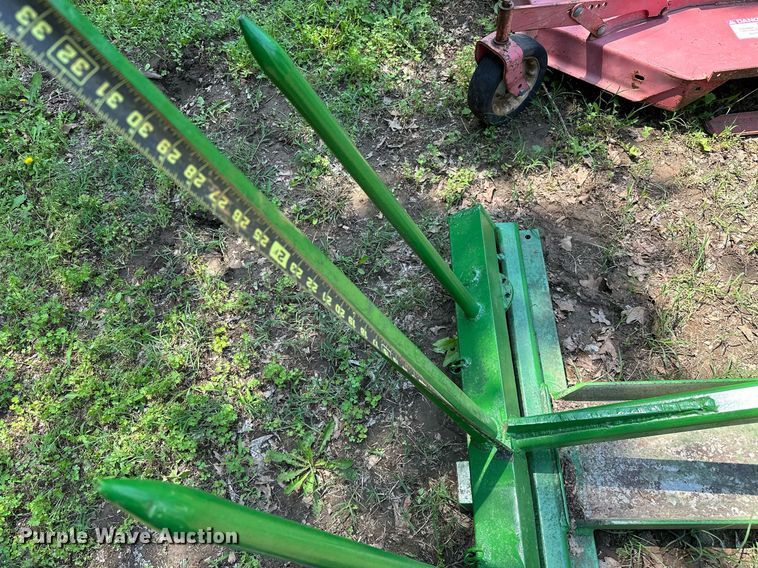 image for item OG9092 (3) pieces of ag equipment