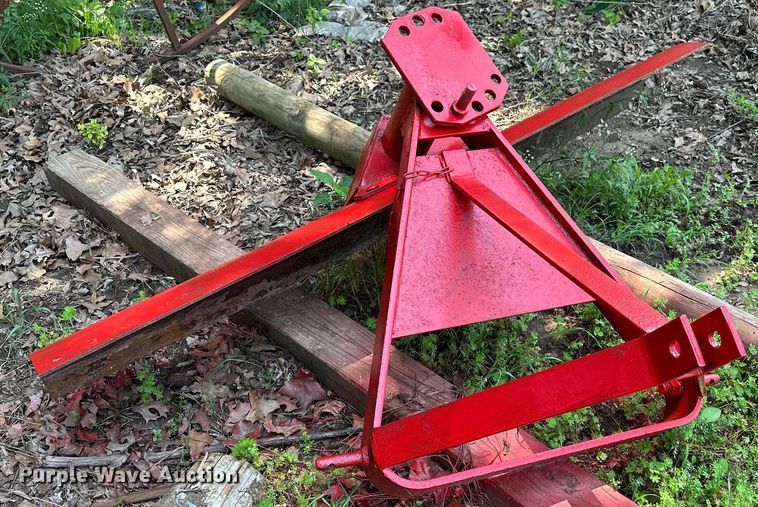 image for item OG9094 (2) pieces of ag equipment