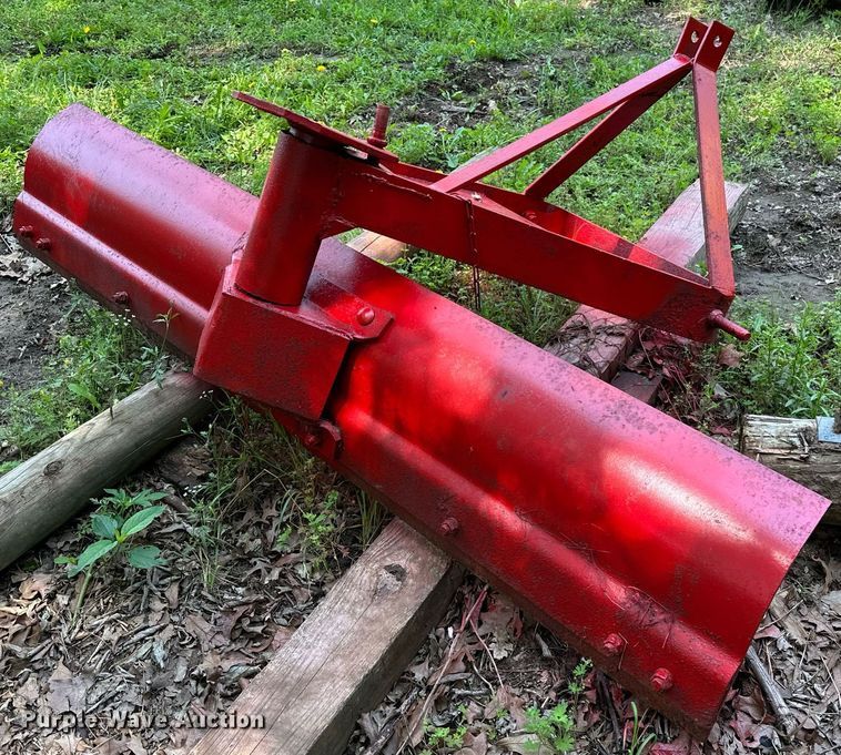 image for item OG9094 (2) pieces of ag equipment