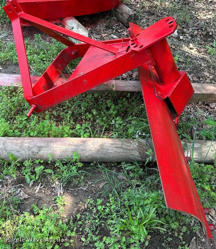 image for item OG9094 (2) pieces of ag equipment