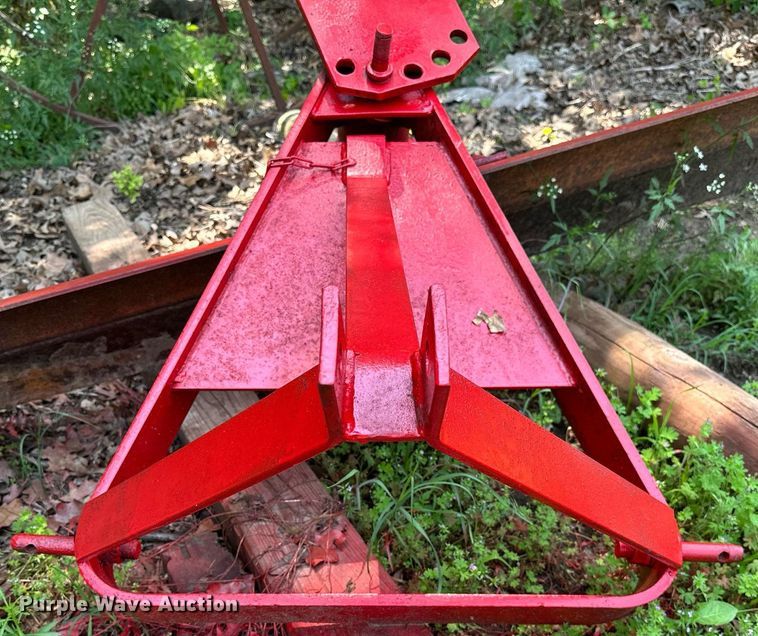 image for item OG9094 (2) pieces of ag equipment