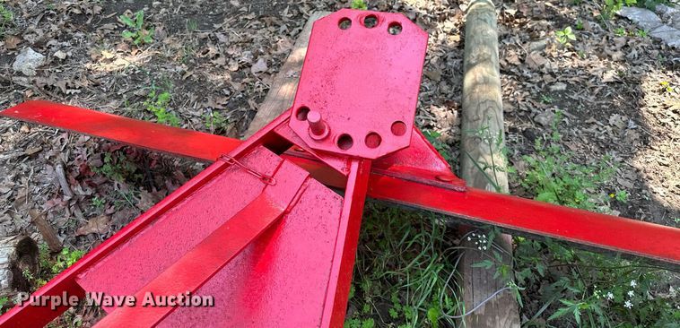 image for item OG9094 (2) pieces of ag equipment