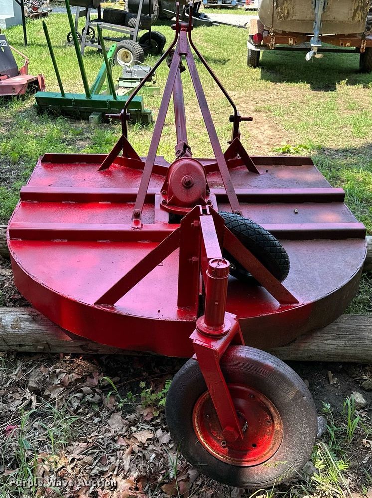 image for item OG9094 (2) pieces of ag equipment