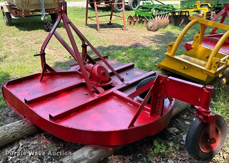 image for item OG9094 (2) pieces of ag equipment