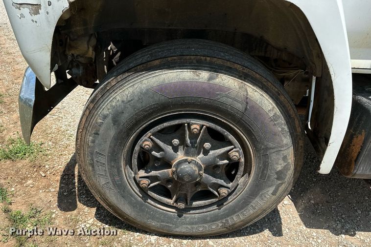 image for item OG9110 1988 Ford F800  grain truck