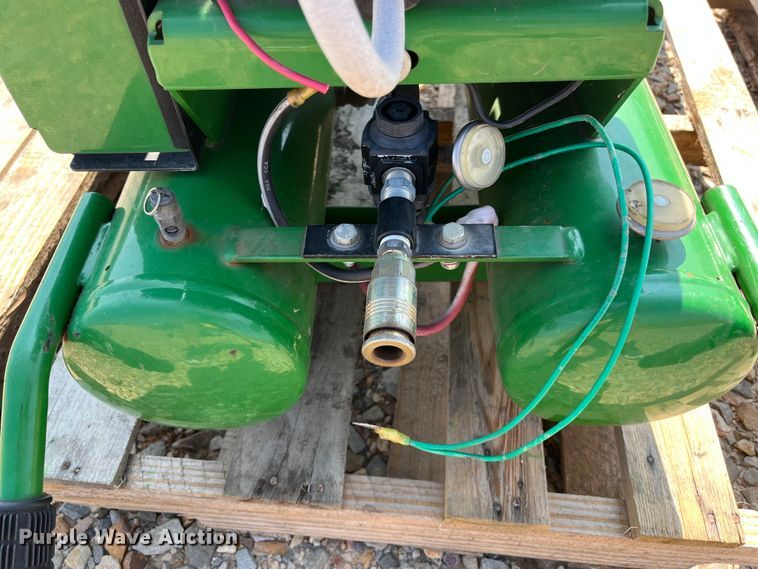 image for item DH8567 John Deere AC2-8GH  air compressor