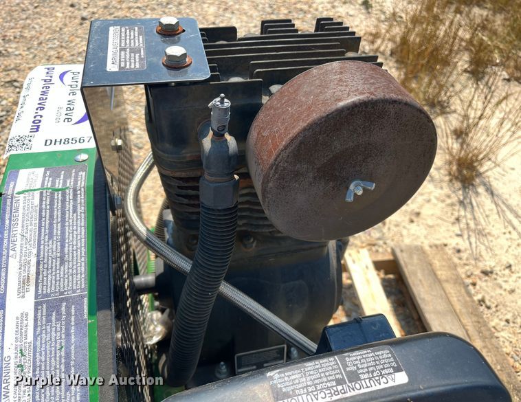 image for item DH8567 John Deere AC2-8GH  air compressor
