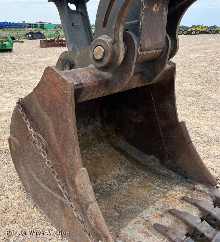 image for item DK7743 2017 John Deere 210G LC  excavator