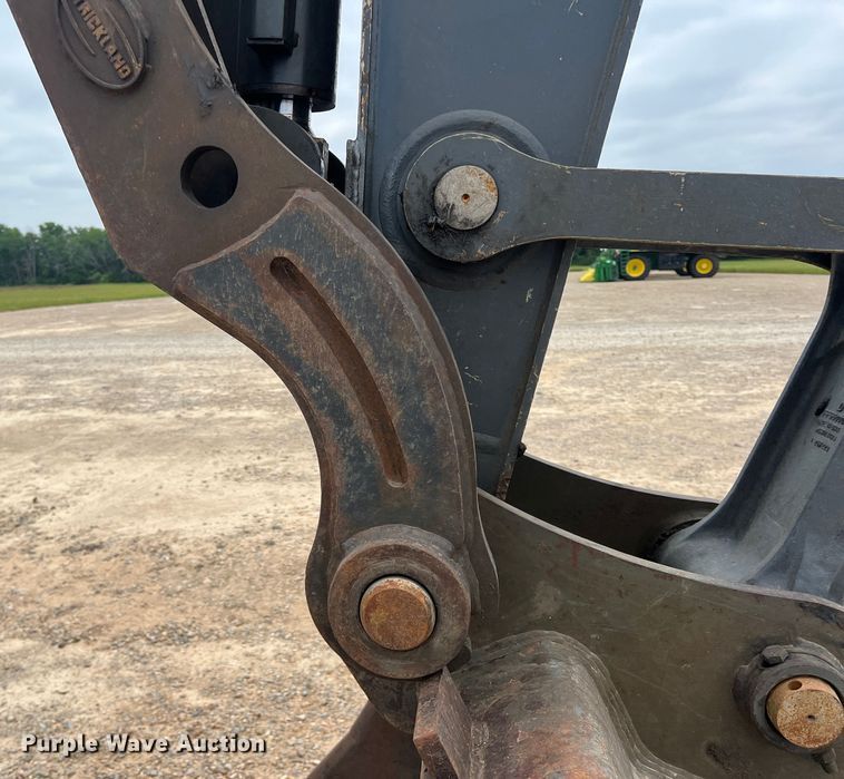 image for item DK7743 2017 John Deere 210G LC  excavator