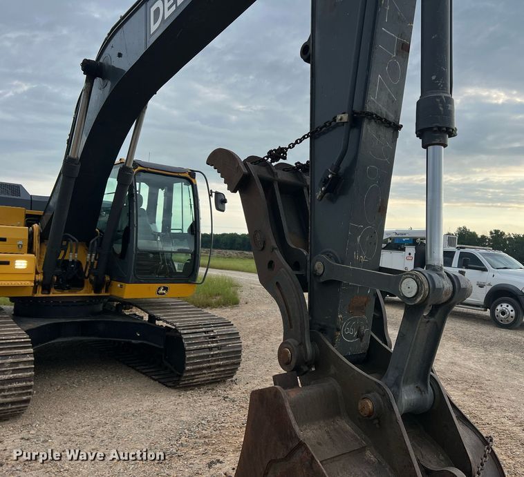 image for item DK7743 2017 John Deere 210G LC  excavator