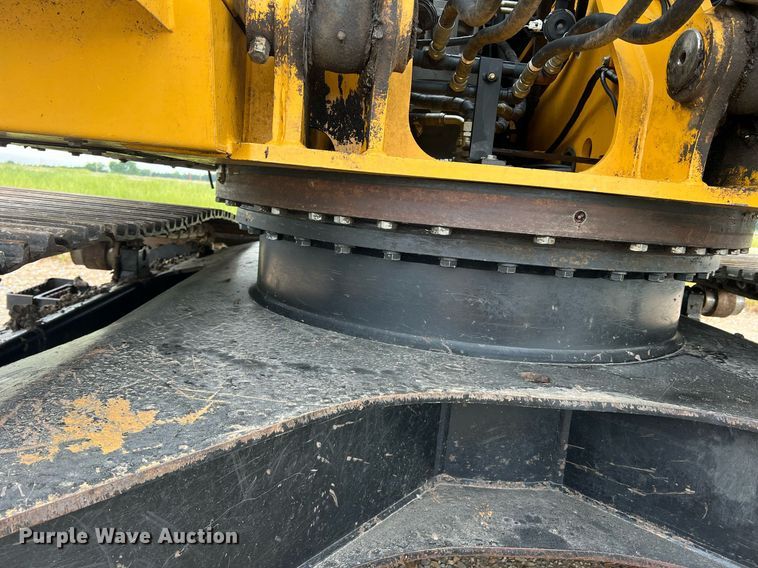 image for item DK7743 2017 John Deere 210G LC  excavator