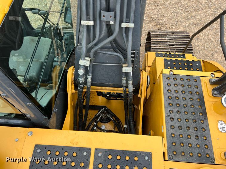 image for item DK7743 2017 John Deere 210G LC  excavator