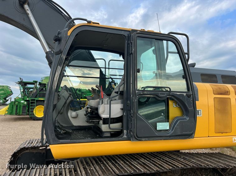image for item DK7743 2017 John Deere 210G LC  excavator