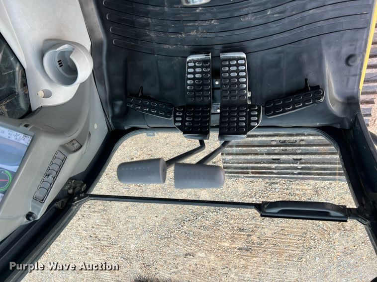 image for item DK7743 2017 John Deere 210G LC  excavator