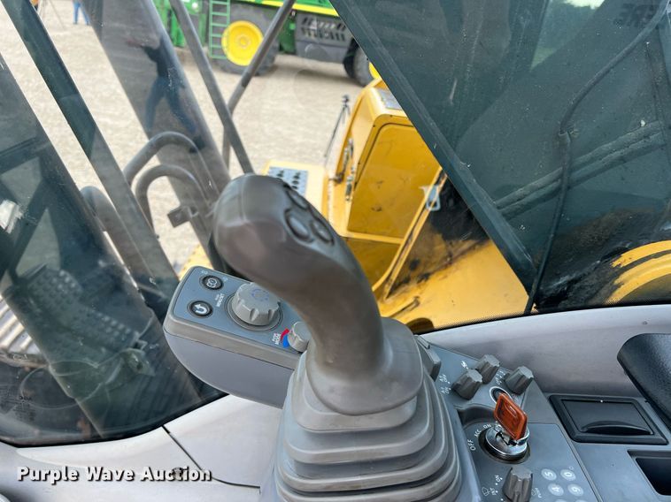 image for item DK7743 2017 John Deere 210G LC  excavator