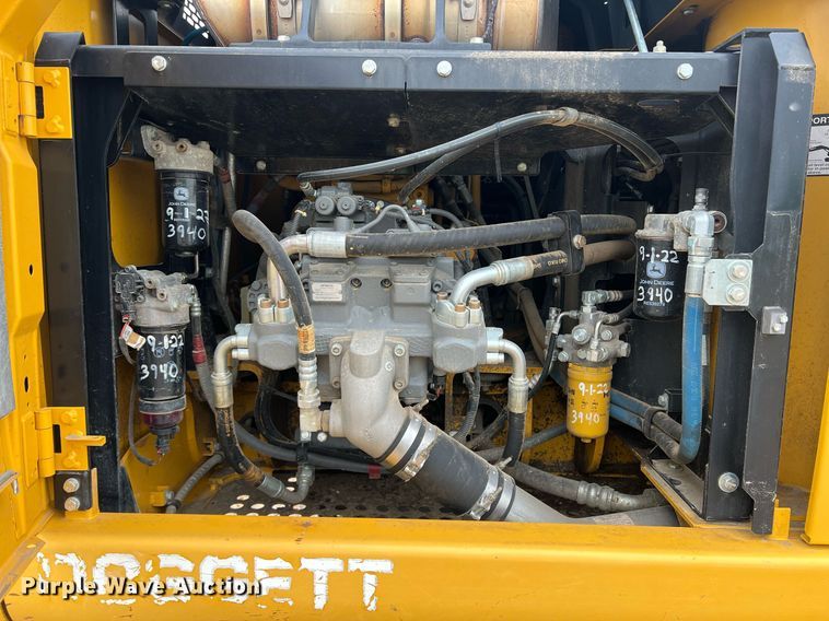 image for item DK7743 2017 John Deere 210G LC  excavator