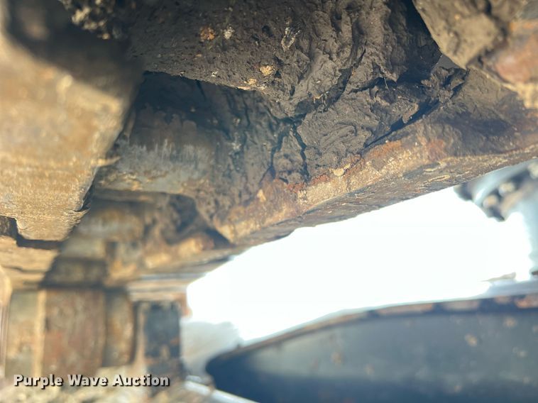 image for item DK7743 2017 John Deere 210G LC  excavator