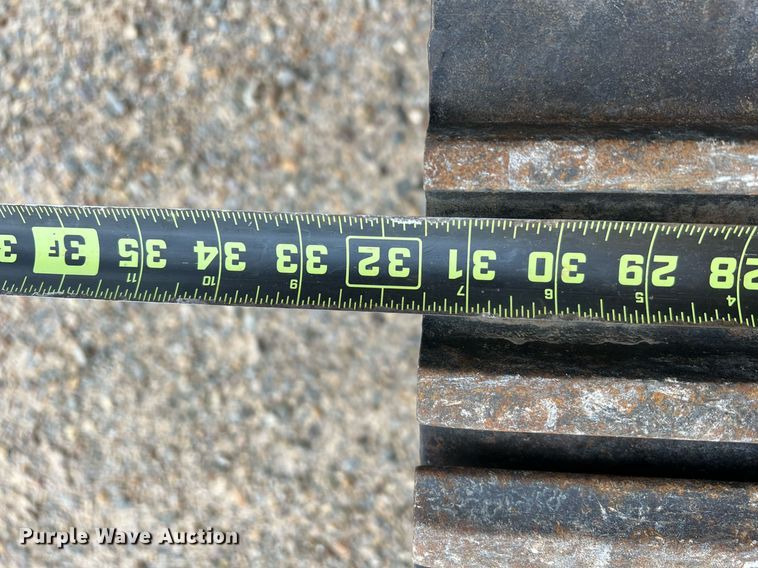 image for item DK7743 2017 John Deere 210G LC  excavator