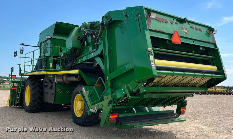 image for item DK7745 2014 John Deere 7760  RWA cotton picker