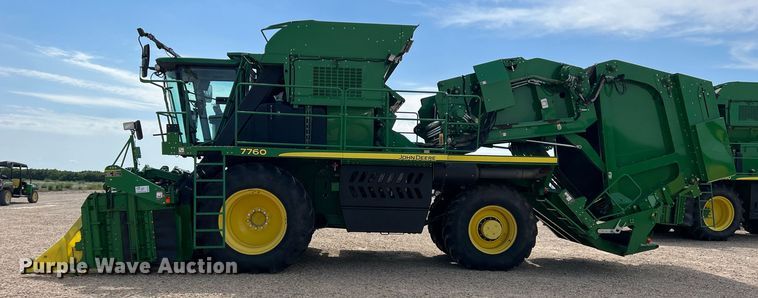 image for item DK7745 2014 John Deere 7760  RWA cotton picker