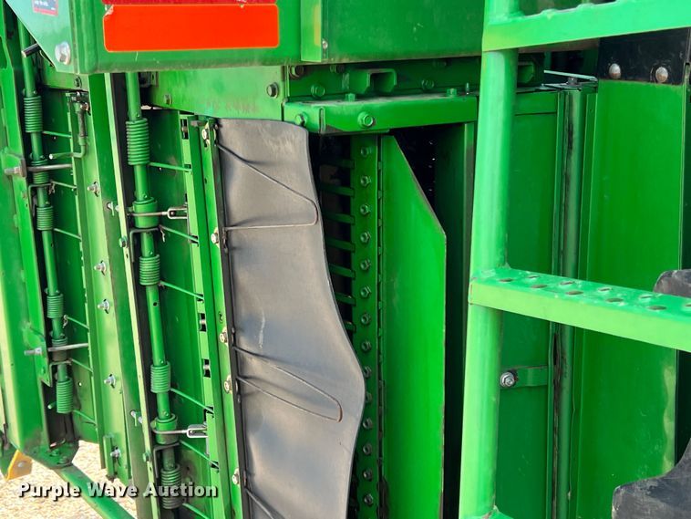 image for item DK7745 2014 John Deere 7760  RWA cotton picker