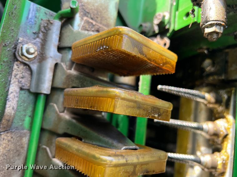 image for item DK7745 2014 John Deere 7760  RWA cotton picker