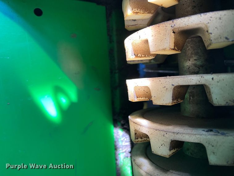 image for item DK7745 2014 John Deere 7760  RWA cotton picker