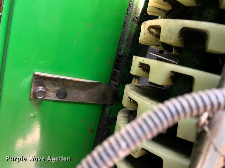 image for item DK7745 2014 John Deere 7760  RWA cotton picker