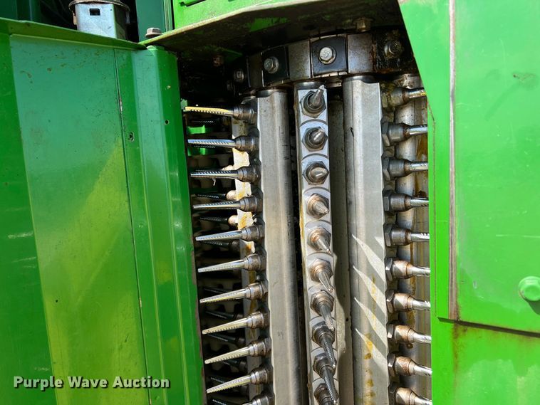 image for item DK7745 2014 John Deere 7760  RWA cotton picker