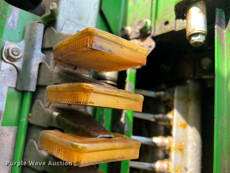 image for item DK7745 2014 John Deere 7760  RWA cotton picker