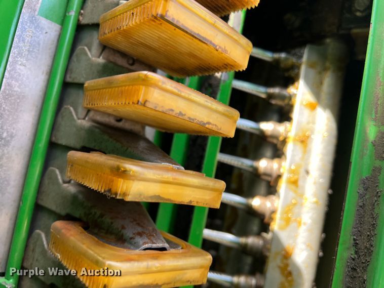 image for item DK7745 2014 John Deere 7760  RWA cotton picker