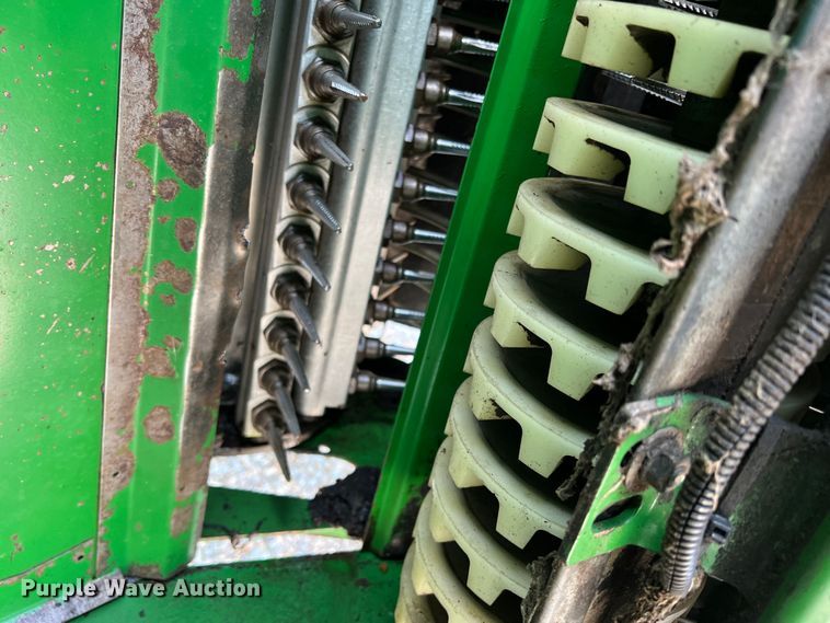 image for item DK7745 2014 John Deere 7760  RWA cotton picker