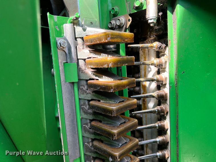 image for item DK7745 2014 John Deere 7760  RWA cotton picker