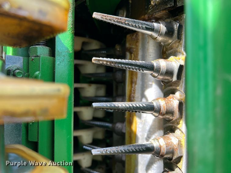 image for item DK7745 2014 John Deere 7760  RWA cotton picker