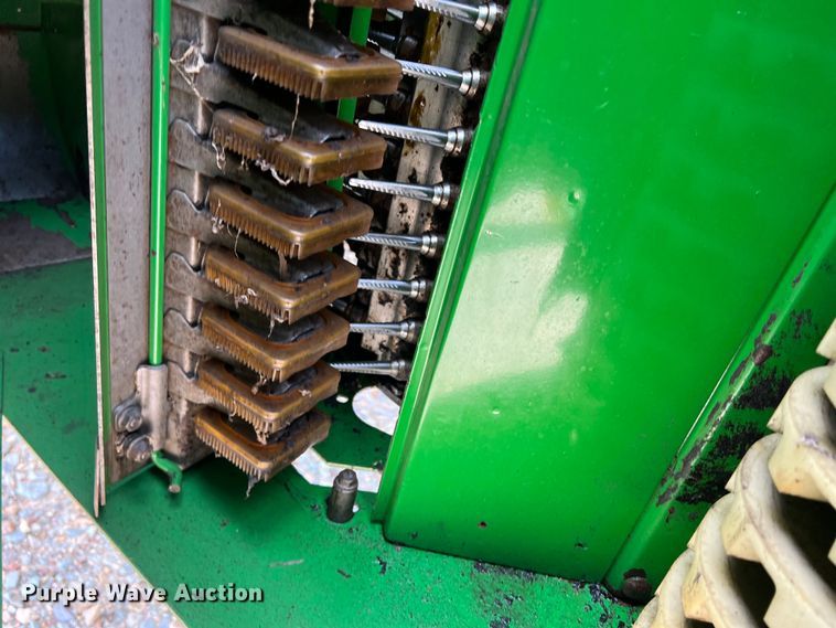 image for item DK7745 2014 John Deere 7760  RWA cotton picker