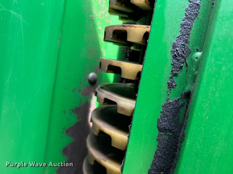 image for item DK7745 2014 John Deere 7760  RWA cotton picker