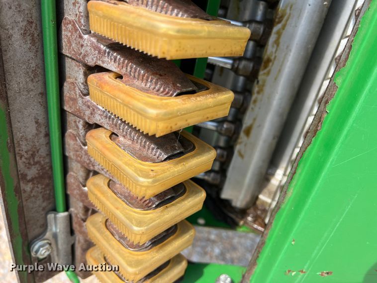 image for item DK7745 2014 John Deere 7760  RWA cotton picker