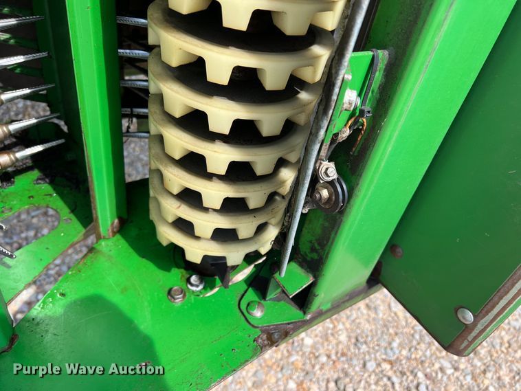 image for item DK7745 2014 John Deere 7760  RWA cotton picker