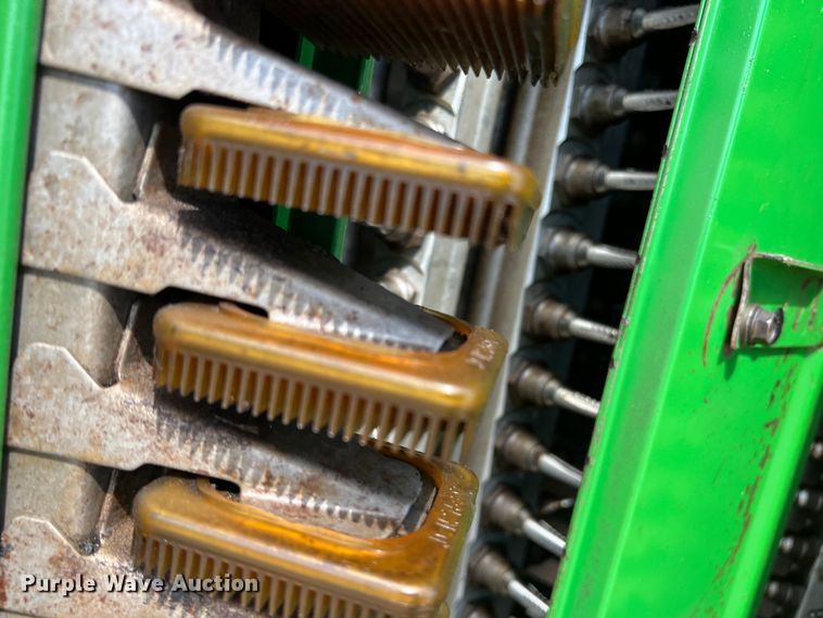 image for item DK7745 2014 John Deere 7760  RWA cotton picker