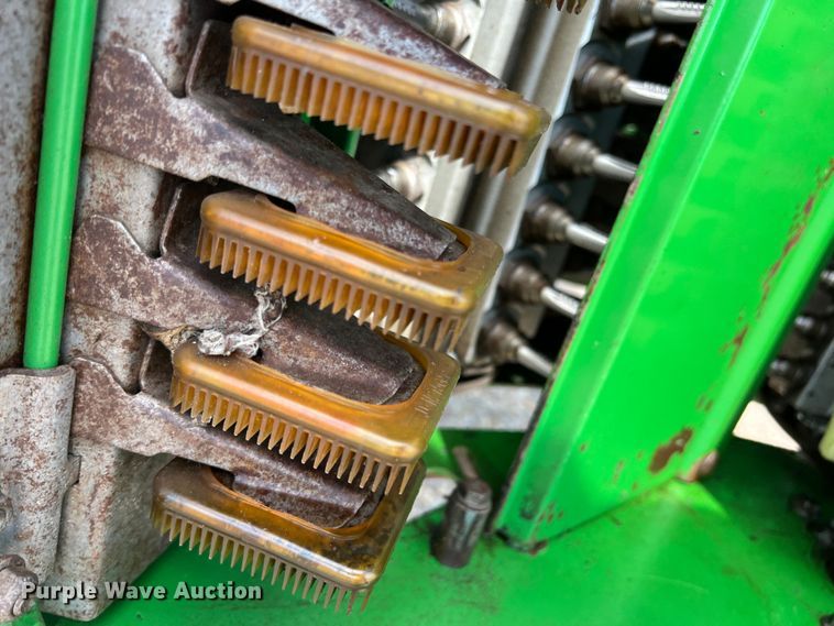 image for item DK7745 2014 John Deere 7760  RWA cotton picker