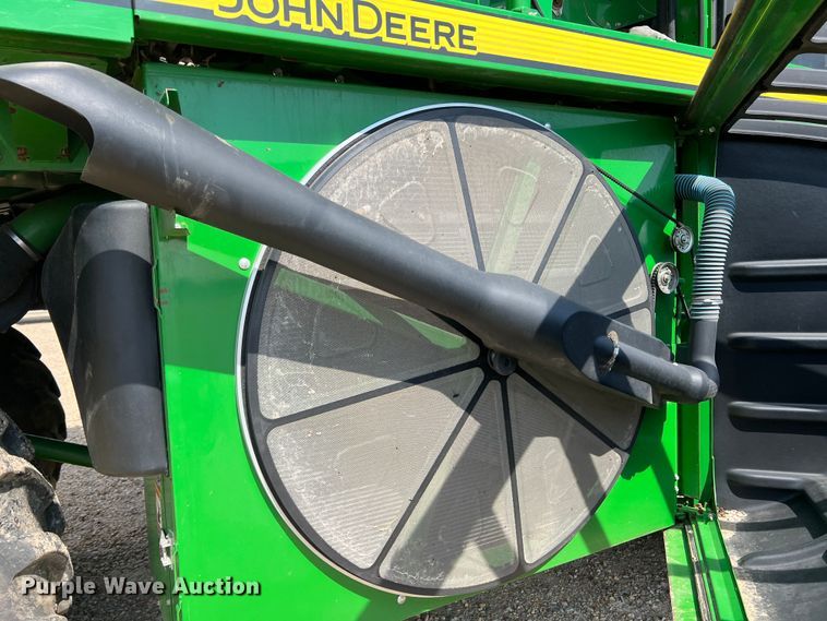 image for item DK7745 2014 John Deere 7760  RWA cotton picker