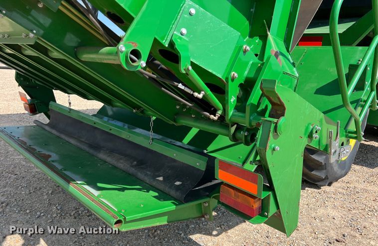 image for item DK7745 2014 John Deere 7760  RWA cotton picker