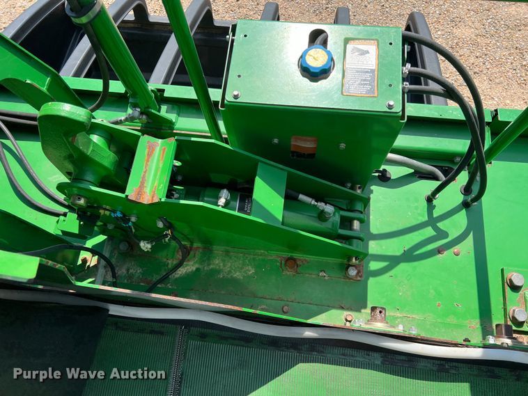 image for item DK7745 2014 John Deere 7760  RWA cotton picker
