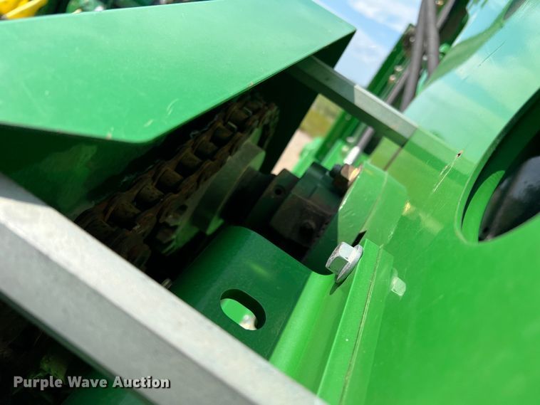 image for item DK7745 2014 John Deere 7760  RWA cotton picker