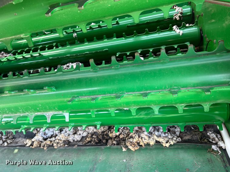 image for item DK7745 2014 John Deere 7760  RWA cotton picker