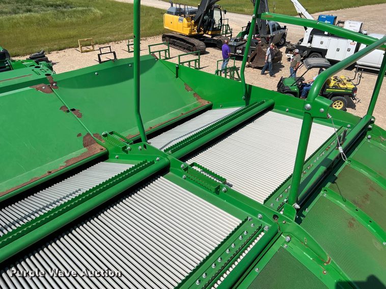 image for item DK7745 2014 John Deere 7760  RWA cotton picker